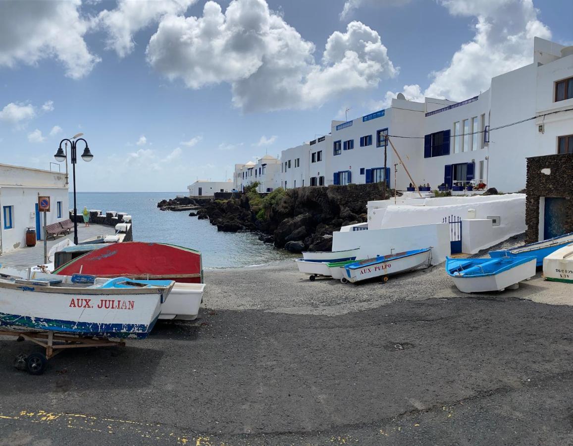 Volcano Getaway - Adults Only Punta Mujeres Exterior photo